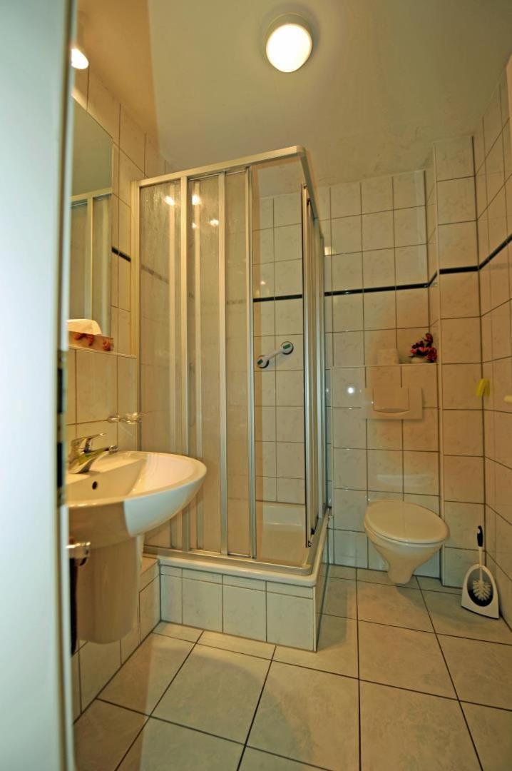 Studio 5 Im Eg Haus Stranddistel, Wunderschones Studio Fur 2 Personen In Zingst Exteriér fotografie